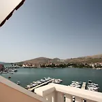 Palace 4* Trogir