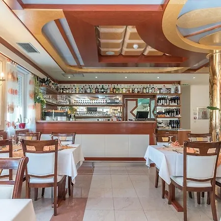 Hotel Palace 4*