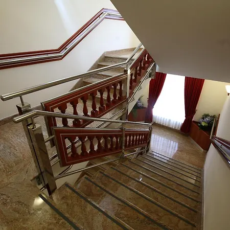 Hotel Palace