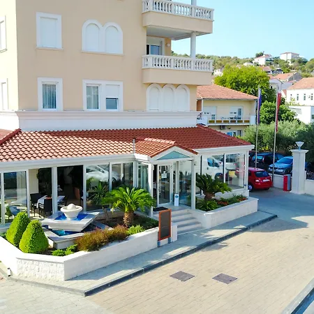 Hotel Palace