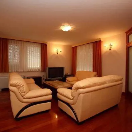 Hotel Palace