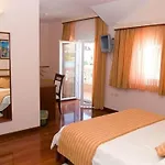 Palace Hotell