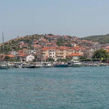 Palace Hotell 4*