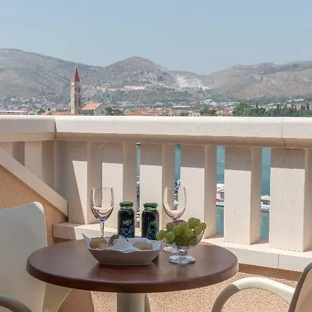 Hotell Palace 4*