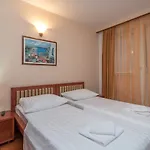 Palace Ξενοδοχείο 4*